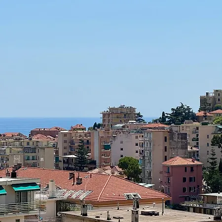 Casa Ferruccio - Parking - Air Conditioning - Wifi * Σαν Ρέμο