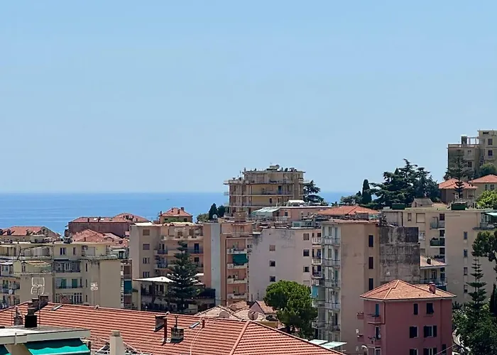 Casa Ferruccio - Parking - Air Conditioning - Wifi * San Remo