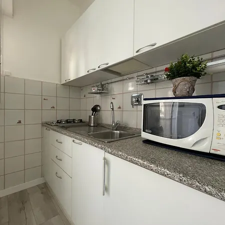 Casa Ferruccio - Parking - Air Conditioning - Wifi Apartment Sanremo